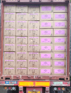 Voles Factory exportierte im August weiterhin Handcreme und Fußpflegeprodukte in die USA und hielt eine stabile Zusammenarbeit bei.